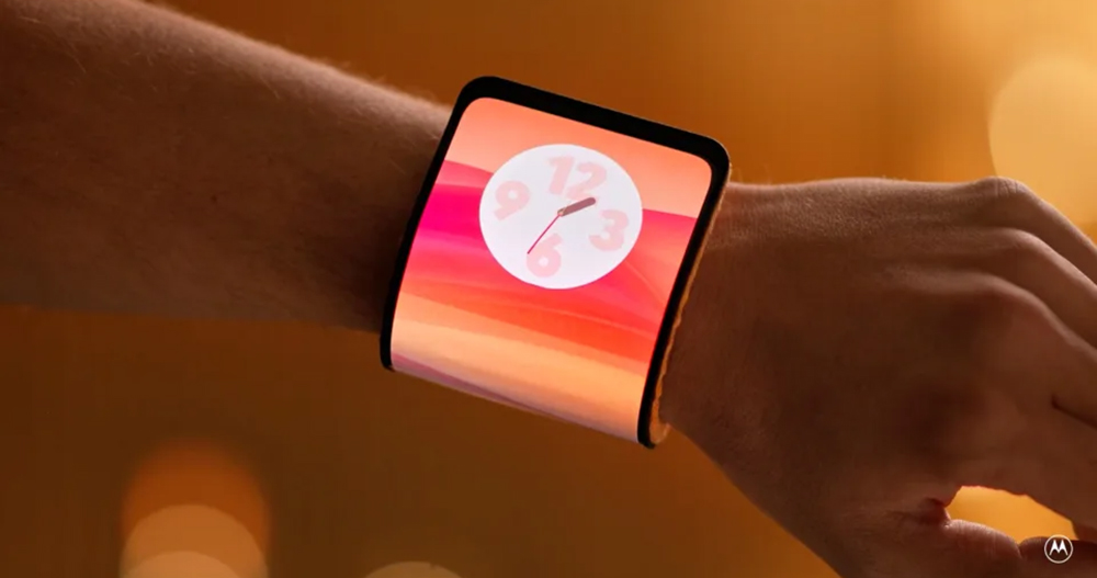 Motorola 端出更成熟的手鐲式手機原型 Motorola 端出更成熟的手鐲式手機原型
