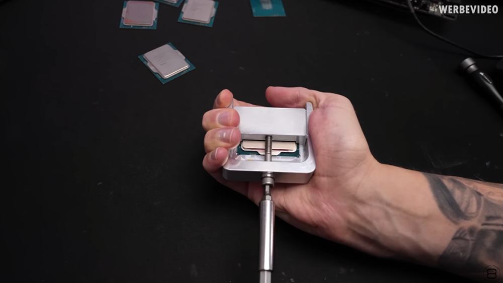 差真多!YouTube 實測發現 i9-14900K 處理器把蓋子移除後,溫度下降 12 度 - 電腦王阿達 差真多!YouTube 實測發現 i9-14900K 處理器把蓋子移除後,溫度下降 12 度 - 電腦王阿達