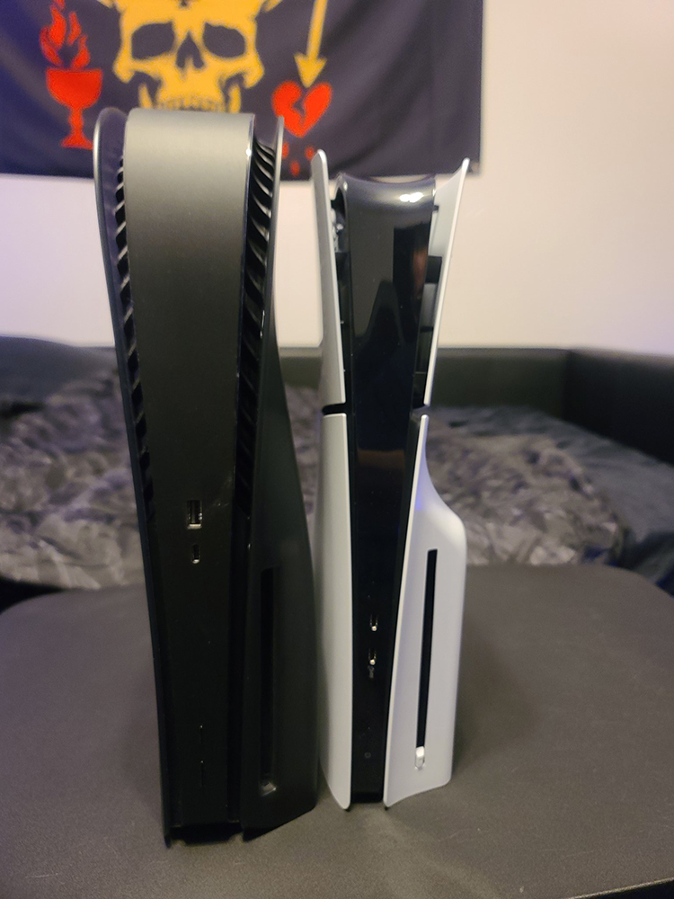 PS5 Slim 國外似乎有店家已偷偷先開賣,實機跟上一代比對照現身 - 電腦王阿達 PS5 Slim 國外似乎有店家已偷偷先開賣,實機跟上一代比對照現身 - 電腦王阿達