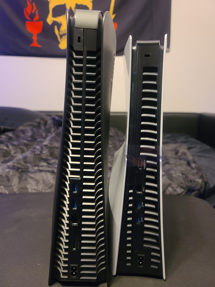 PS5 Slim 國外似乎有店家已偷偷先開賣,實機跟上一代比對照現身 - 電腦王阿達 PS5 Slim 國外似乎有店家已偷偷先開賣,實機跟上一代比對照現身 - 電腦王阿達