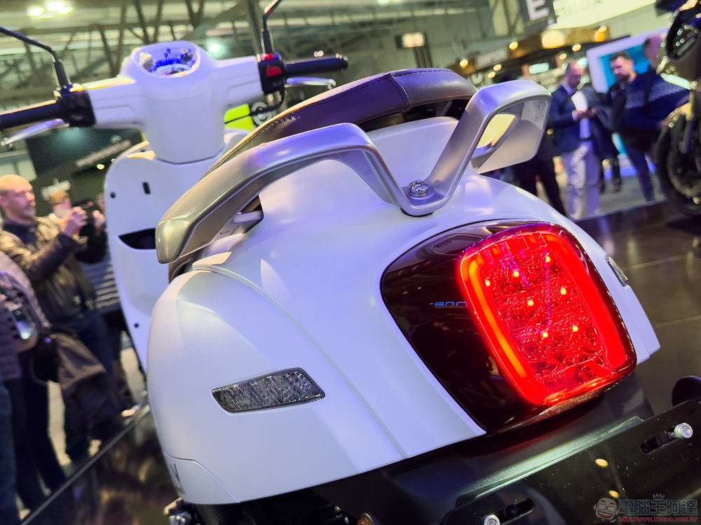 油電超跨界!KYMCO 米蘭車展推 ADV 概念重車 CV-L6,還有超耐重換電物流車款 i-Tuber - 電腦王阿達 油電超跨界!KYMCO 米蘭車展推 ADV 概念重車 CV-L6,還有超耐重換電物流車款 i-Tuber - 電腦王阿達