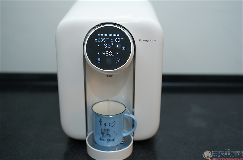 Bongcom SR1 飲水機開箱|免安裝、6 段瞬熱、RO濾凈、UVC消毒、濃縮雙濾芯,360°美學的新一代飲水機 - 電腦王阿達 Bongcom SR1 飲水機開箱|免安裝、6 段瞬熱、RO濾凈、UVC消毒、濃縮雙濾芯,360°美學的新一代飲水機 - 電腦王阿達