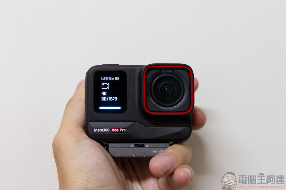 Insta360 Ace Pro 開箱實測:結合 AI、徠卡與超大感光元件,當前最強運動相機 - 電腦王阿達 Insta360 Ace Pro 開箱實測:結合 AI、徠卡與超大感光元件,當前最強運動相機 - 電腦王阿達