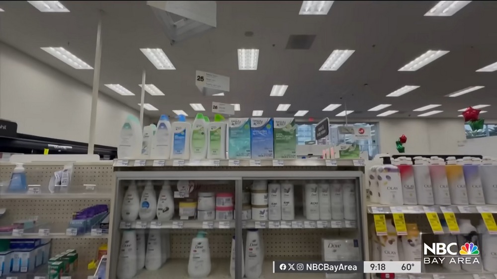 美國零元購過於氾濫,廠商推出防彈自動販賣機預防 - 電腦王阿達 美國零元購過於氾濫,廠商推出防彈自動販賣機預防 - 電腦王阿達