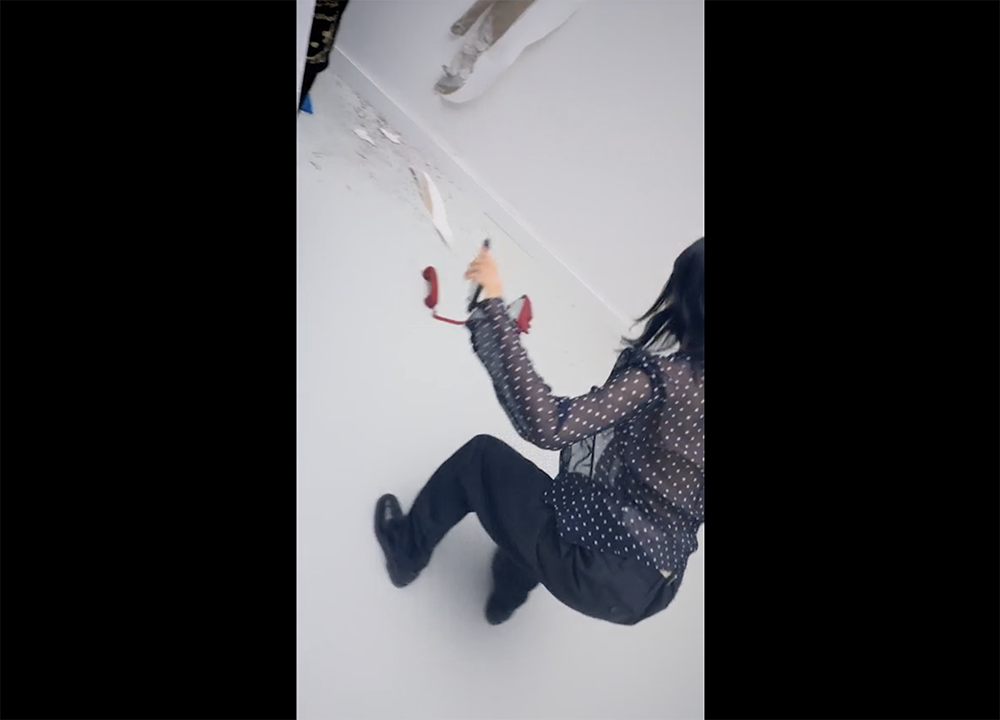 劉柏辛新曲《Delulu》首度嘗試以 iPhone 進行MV 拍攝：解除器材制約將迷因化為真實創作（導演訪談） - 電腦王阿達