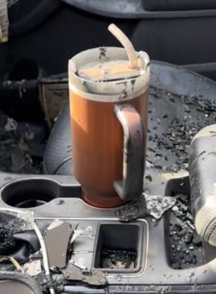 美國網友車子燒毀,車內 STANLEY 保溫杯內冰塊竟沒融化 - 電腦王阿達 美國網友車子燒毀,車內 STANLEY 保溫杯內冰塊竟沒融化 - 電腦王阿達