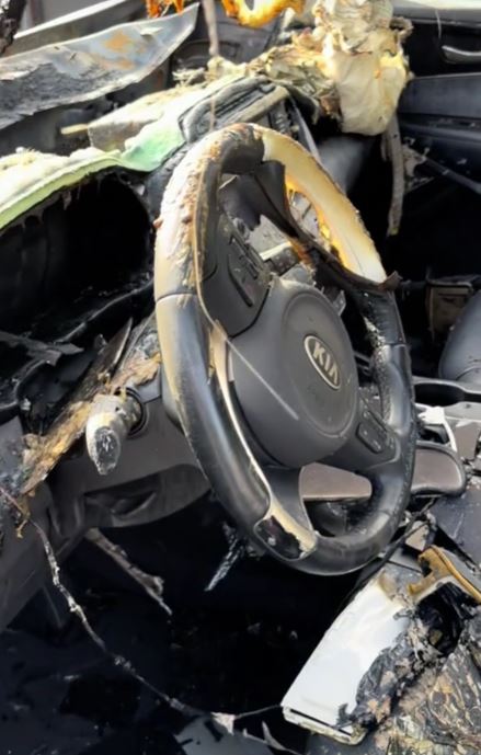 美國網友車子燒毀,車內 STANLEY 保溫杯內冰塊竟沒融化 - 電腦王阿達 美國網友車子燒毀,車內 STANLEY 保溫杯內冰塊竟沒融化 - 電腦王阿達
