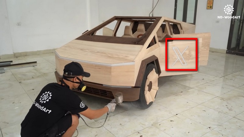 真的可以開! 越南 Youtuber 做的「木製」特斯拉 Cybertruck - 電腦王阿達 真的可以開! 越南 Youtuber 做的「木製」特斯拉 Cybertruck - 電腦王阿達