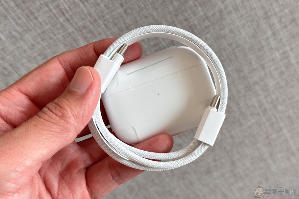 USB-C 版 AirPods Pro (第 2 代) 開箱體驗:蘋果次世代 Pro 級音訊體驗的首塊拼圖 - 電腦王阿達 USB-C 版 AirPods Pro (第 2 代) 開箱體驗:蘋果次世代 Pro 級音訊體驗的首塊拼圖 - 電腦王阿達