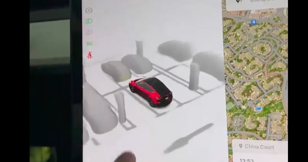 Tesla「高傳真 3D 影像」停車輔助 Tesla「高傳真 3D 影像」停車輔助
