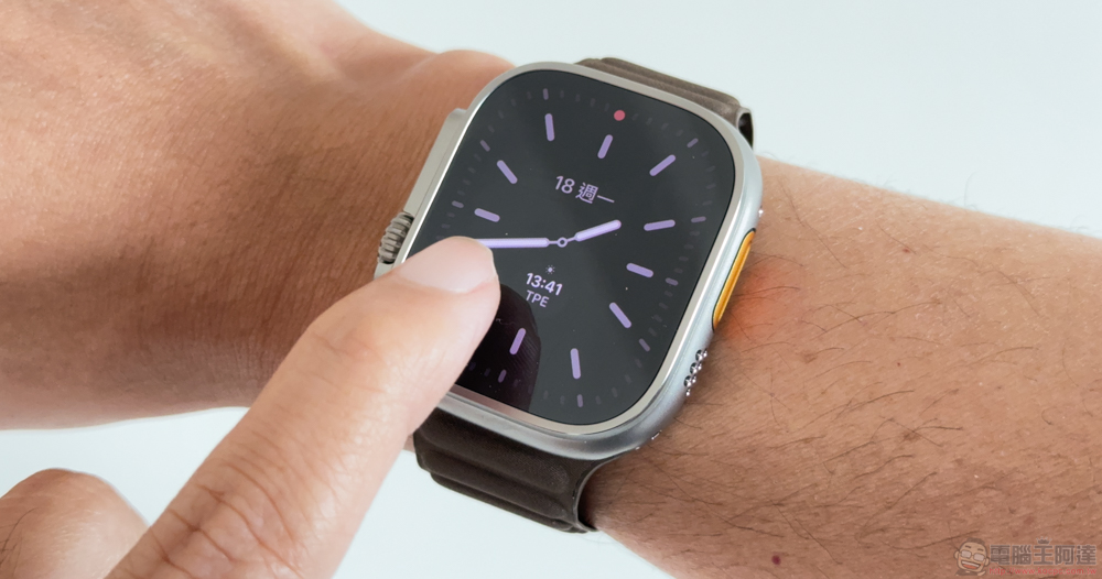 watchOS 10.2 迎回 Apple Watch 滑動切換錶面功能 watchOS 10.2 迎回 Apple Watch 滑動切換錶面功能