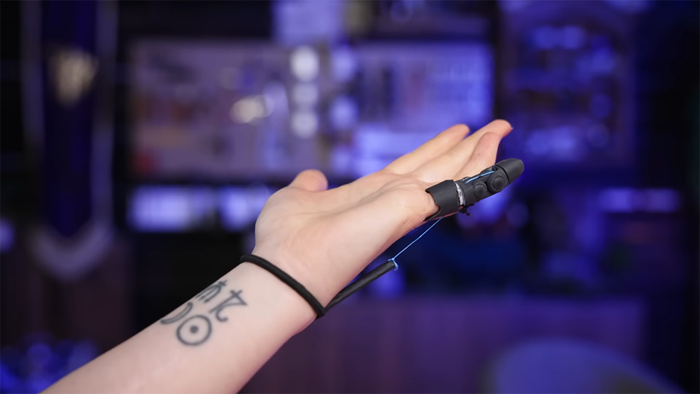 國外 YouTuber 用 3D 列印，為自己斷指製作出賽博龐克風格的手指義肢 - 電腦王阿達