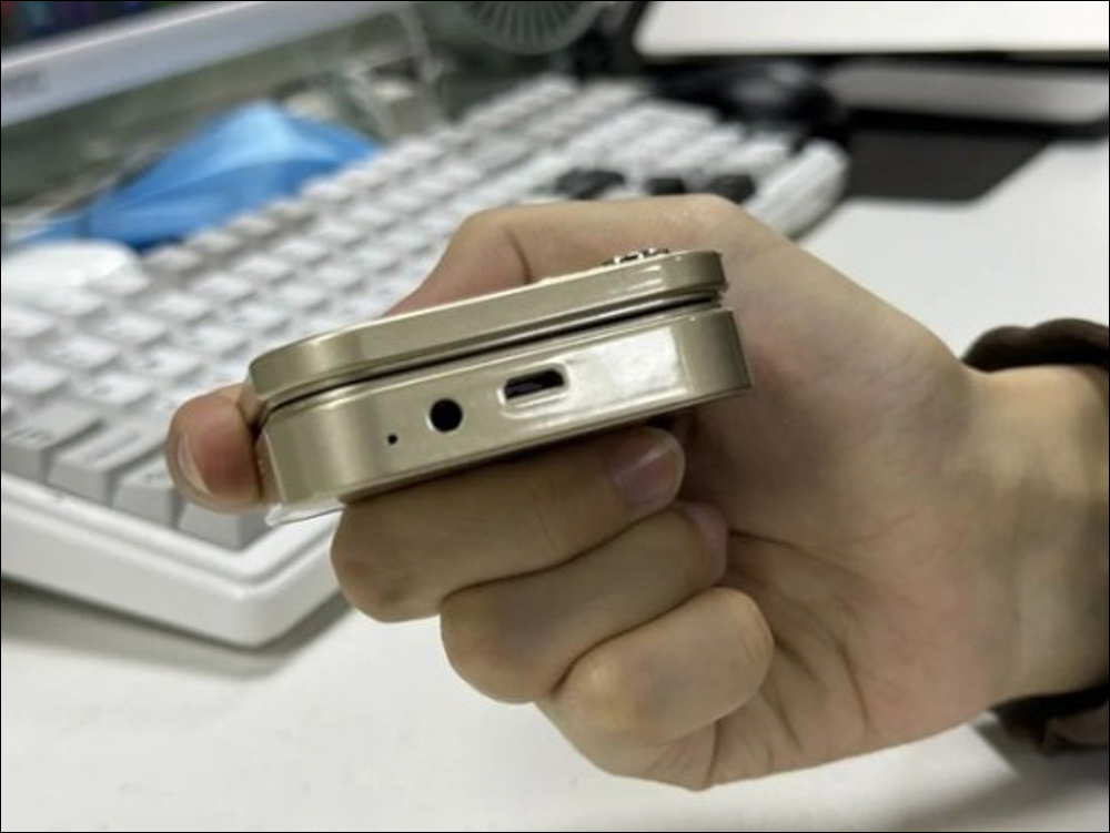 iPhone 最新推出的折叠機問世?華強北最新力作,賣你不到兩千塊一隻 - 電腦王阿達 iPhone 最新推出的折叠機問世?華強北最新力作,賣你不到兩千塊一隻 - 電腦王阿達