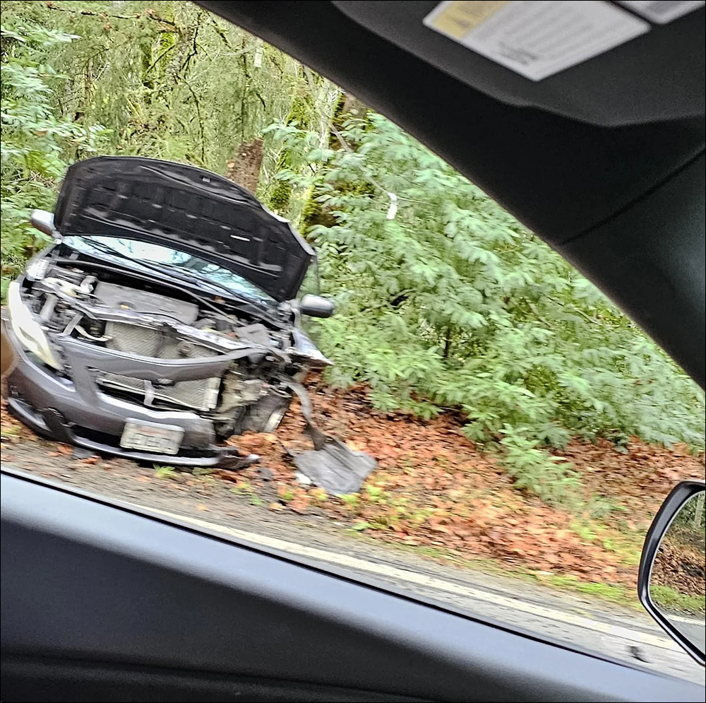 特斯拉 Tesla Cybertruck 全球首撞?與 Toyota 神 A 對撞,雙方駕駛皆輕傷 - 電腦王阿達 特斯拉 Tesla Cybertruck 全球首撞?與 Toyota 神 A 對撞,雙方駕駛皆輕傷 - 電腦王阿達