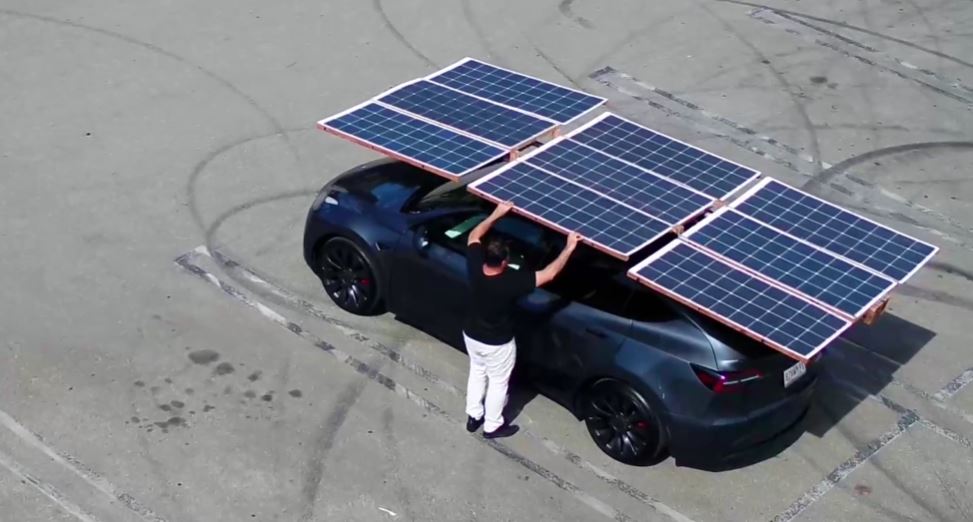 國外網友自製可隨電動車移動的太陽能板陣列,每日可增加20 英里到 60 英里續航 - 電腦王阿達 國外網友自製可隨電動車移動的太陽能板陣列,每日可增加20 英里到 60 英里續航 - 電腦王阿達