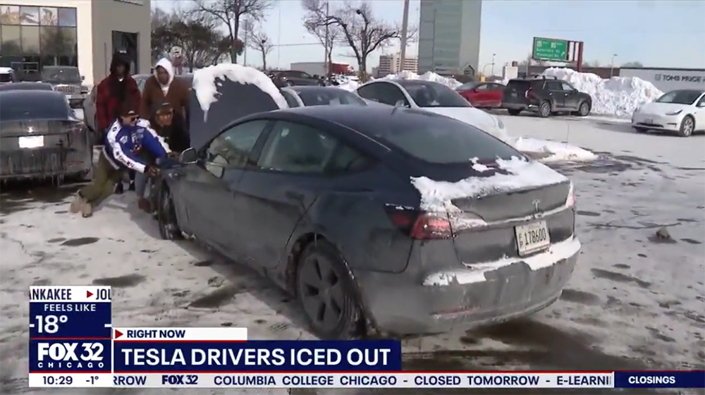 極端寒冷天氣導致 Tesla 無法充電,圍繞超充站形成「電動車墳場」奇景 - 電腦王阿達 極端寒冷天氣導致 Tesla 無法充電,圍繞超充站形成「電動車墳場」奇景 - 電腦王阿達