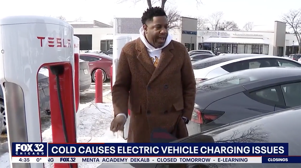 極端寒冷天氣導致 Tesla 無法充電,圍繞超充站形成「電動車墳場」奇景 - 電腦王阿達 極端寒冷天氣導致 Tesla 無法充電,圍繞超充站形成「電動車墳場」奇景 - 電腦王阿達