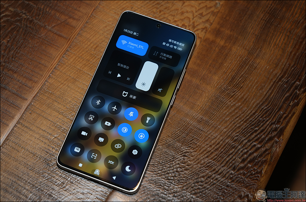 用中階價格買到旗艦效能!跑分王者新作 POCO X6 Pro 5G 出廠就搭載 HyperOS 搶先開箱 - 電腦王阿達 用中階價格買到旗艦效能!跑分王者新作 POCO X6 Pro 5G 出廠就搭載 HyperOS 搶先開箱 - 電腦王阿達