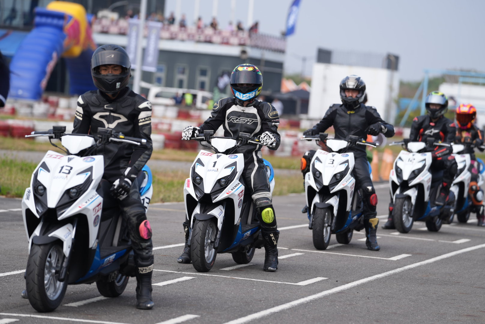 KYMCO 正式進軍賽車領域!專為台灣年輕族群打造的 OHVALE GP2 160 - 電腦王阿達 KYMCO 正式進軍賽車領域!專為台灣年輕族群打造的 OHVALE GP2 160 - 電腦王阿達