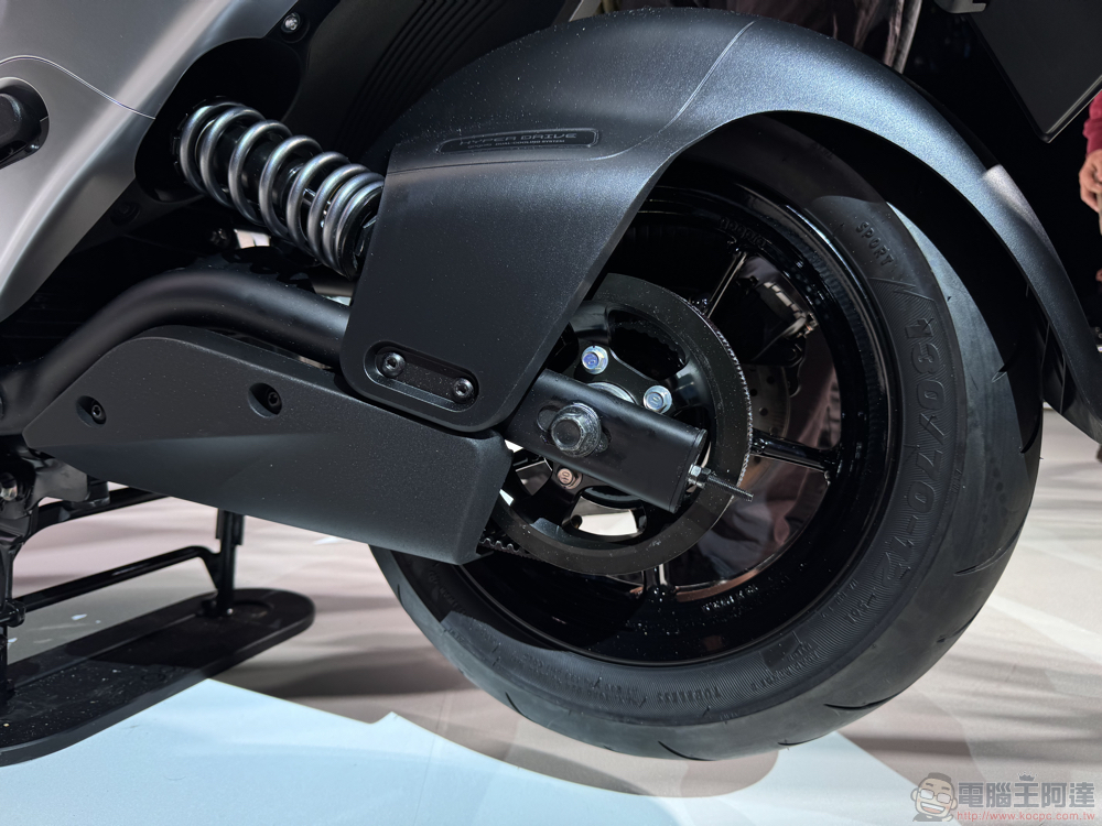9kW 新動力!Gogoro Pulse 旗艦新車發表:智慧觸控儀表、先進頭燈搭載 - 電腦王阿達 9kW 新動力!Gogoro Pulse 旗艦新車發表:智慧觸控儀表、先進頭燈搭載 - 電腦王阿達
