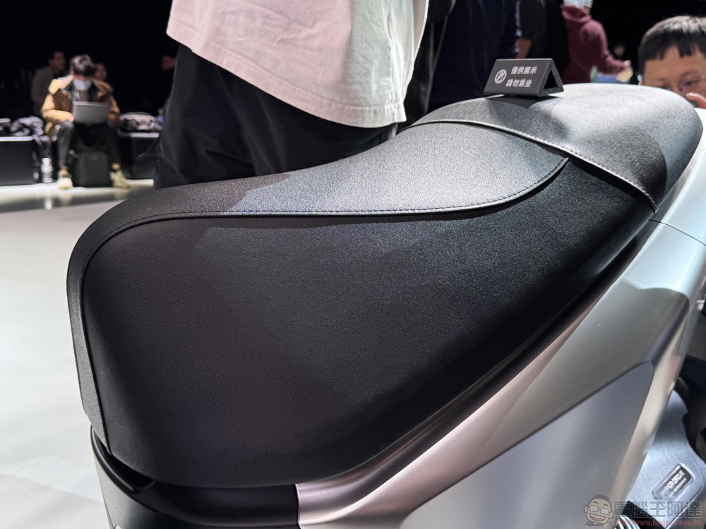 9kW 新動力!Gogoro Pulse 旗艦新車發表:智慧觸控儀表、先進頭燈搭載 - 電腦王阿達 9kW 新動力!Gogoro Pulse 旗艦新車發表:智慧觸控儀表、先進頭燈搭載 - 電腦王阿達