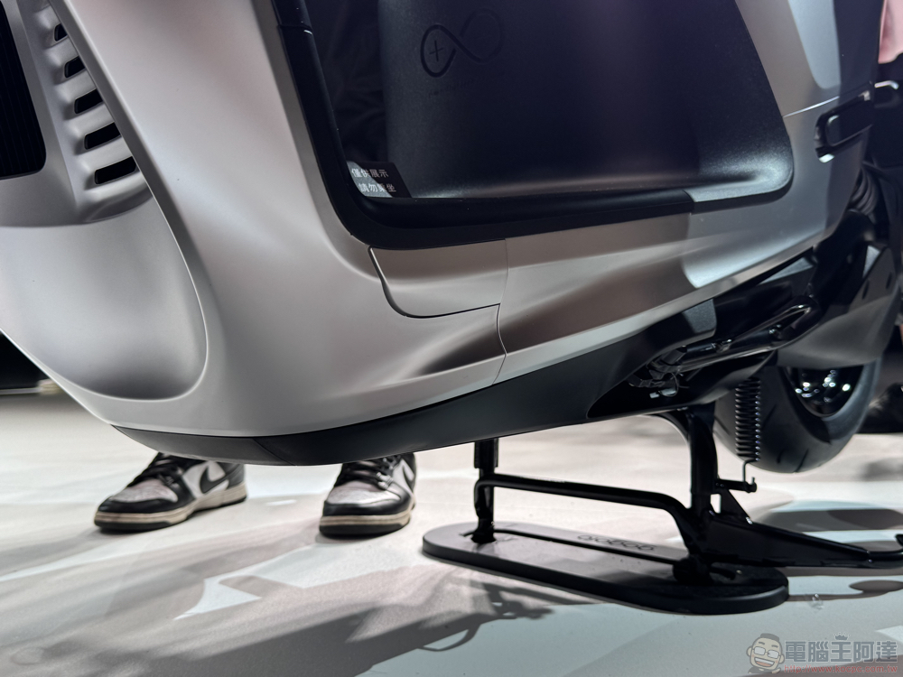 9kW 新動力!Gogoro Pulse 旗艦新車發表:智慧觸控儀表、先進頭燈搭載 - 電腦王阿達 9kW 新動力!Gogoro Pulse 旗艦新車發表:智慧觸控儀表、先進頭燈搭載 - 電腦王阿達
