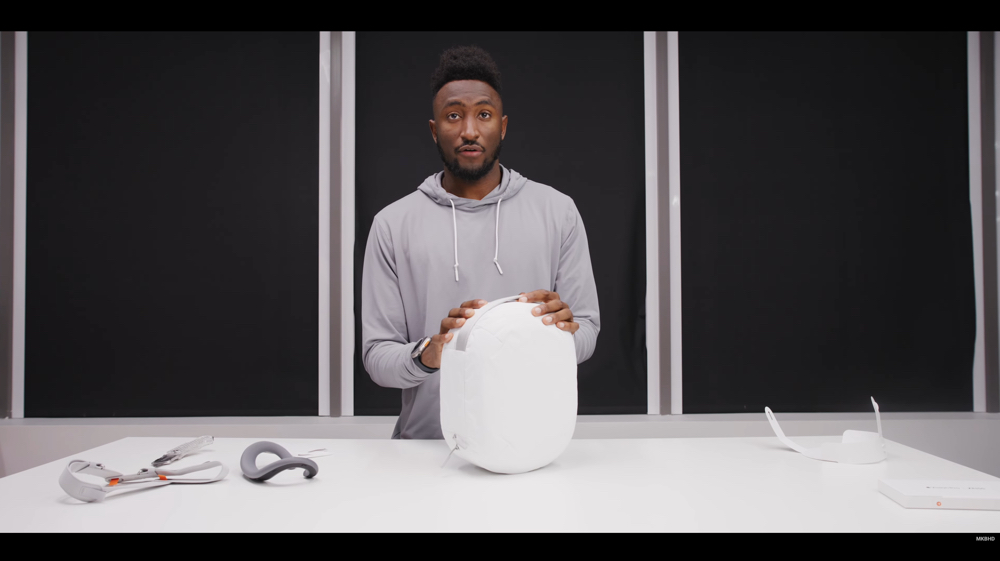 MKBHD 開箱 Apple Vision Pro,200 美元的攜行包意外成為亮點 - 電腦王阿達 MKBHD 開箱 Apple Vision Pro,200 美元的攜行包意外成為亮點 - 電腦王阿達