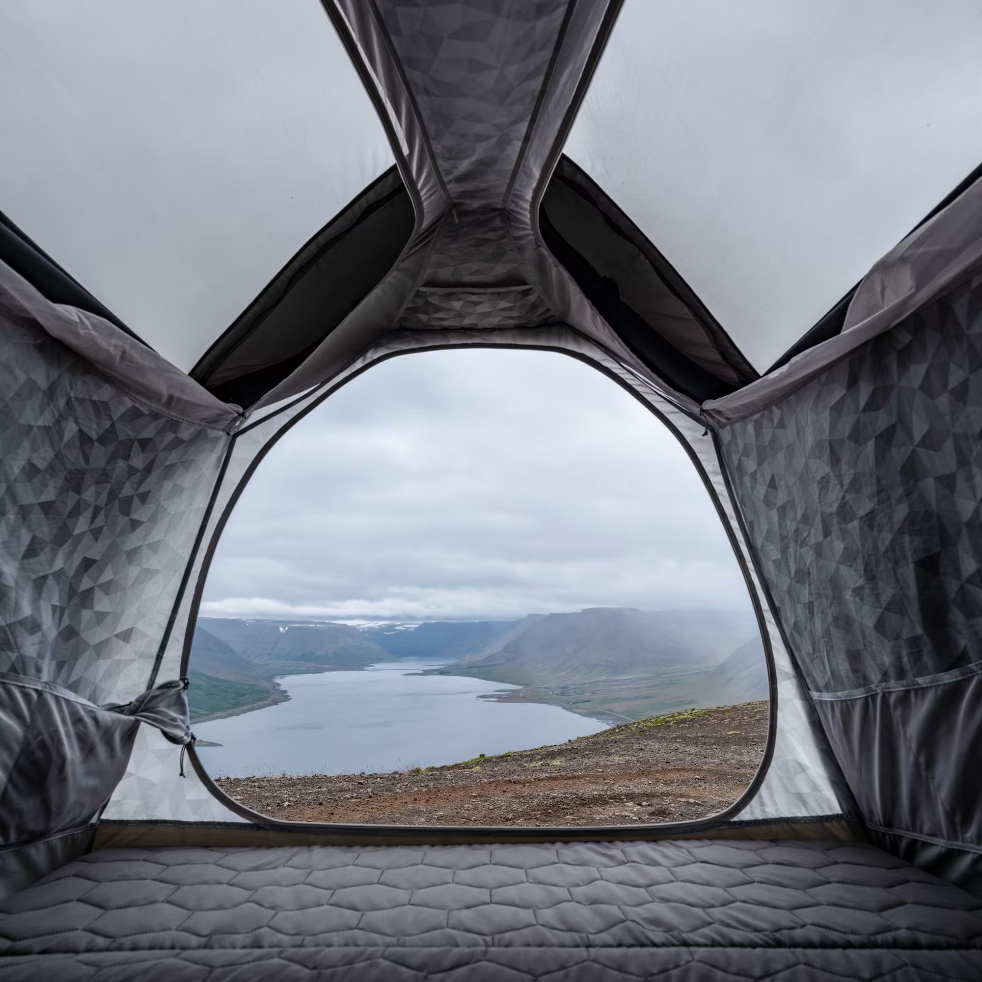 特斯拉 Cybertruck 專用帳篷「BaseCamp」露營套件詳細情報重點整理 - 電腦王阿達 特斯拉 Cybertruck 專用帳篷「BaseCamp」露營套件詳細情報重點整理 - 電腦王阿達