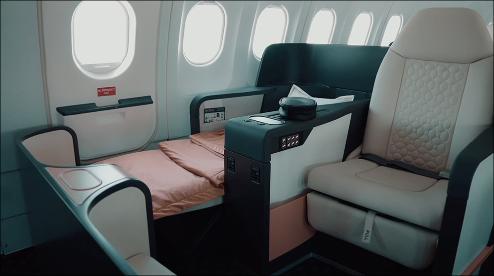 全球首家航空提供 Apple Vision Pro 作為機上娛樂設施!BeOnd 航空宣布將於 7 月起為旅客提供最新穎娛樂設備 - 電腦王阿達 全球首家航空提供 Apple Vision Pro 作為機上娛樂設施!BeOnd 航空宣布將於 7 月起為旅客提供最新穎娛樂設備 - 電腦王阿達