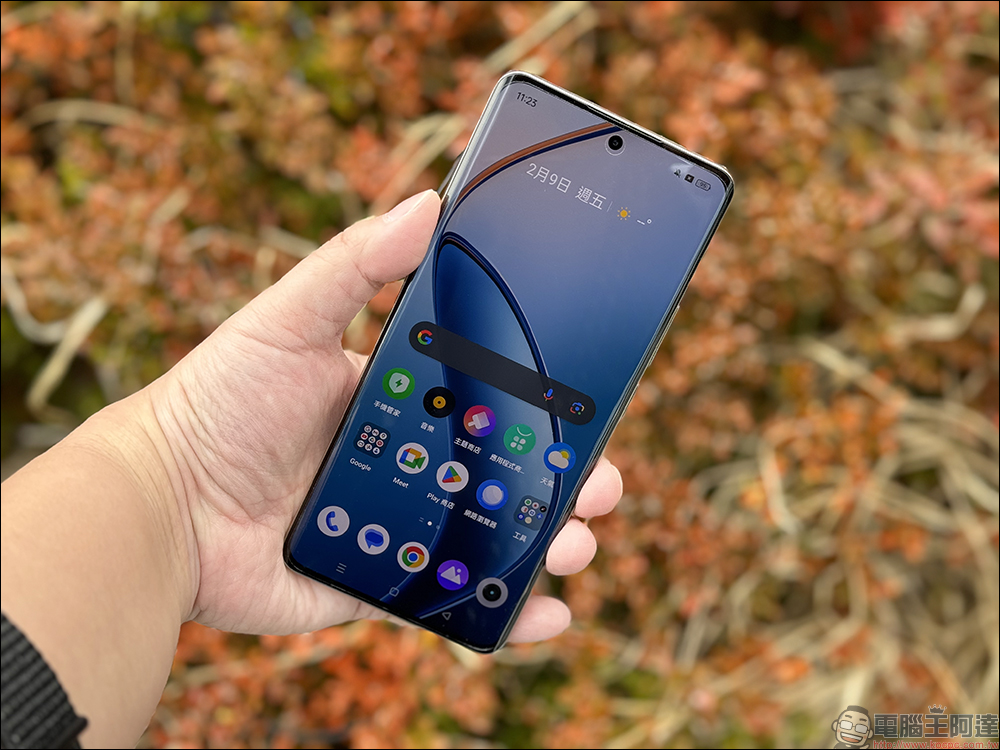 realme 12 Pro+ 開箱、評測|精品大師x電影大師,雙大師聯手打造,同價位首款潛望長焦的電影級人像大師手機 - 電腦王阿達 realme 12 Pro+ 開箱、評測|精品大師x電影大師,雙大師聯手打造,同價位首款潛望長焦的電影級人像大師手機 - 電腦王阿達