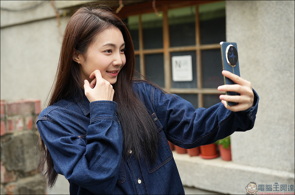 realme 12 Pro+ 開箱、評測|精品大師x電影大師,雙大師聯手打造,同價位首款潛望長焦的電影級人像大師手機 - 電腦王阿達 realme 12 Pro+ 開箱、評測|精品大師x電影大師,雙大師聯手打造,同價位首款潛望長焦的電影級人像大師手機 - 電腦王阿達