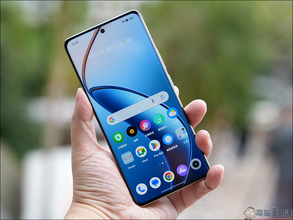 同價位帶首款潛望長焦, realme 12 Pro+ 正式在台發表!雙大師重磅聯手,打造手機界精品|購機享最高 12,398 元之等值贈品 - 電腦王阿達 同價位帶首款潛望長焦, realme 12 Pro+ 正式在台發表!雙大師重磅聯手,打造手機界精品|購機享最高 12,398 元之等值贈品 - 電腦王阿達