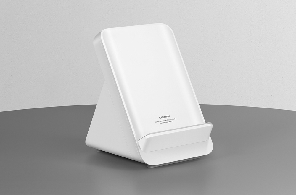 小米 80W 升降式風冷無線充套裝推出:搭載自適應升降充電、最高 80W 無線快充,就連無線滑鼠也能充? - 電腦王阿達 小米 80W 升降式風冷無線充套裝推出:搭載自適應升降充電、最高 80W 無線快充,就連無線滑鼠也能充? - 電腦王阿達