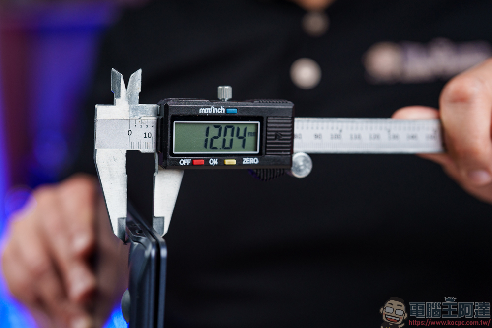 LG gram SuperSlim 開箱評測|擁有 15.6 吋不到 1KG 的極具輕薄機身|還有超長續航的商務筆電 - 電腦王阿達 LG gram SuperSlim 開箱評測|擁有 15.6 吋不到 1KG 的極具輕薄機身|還有超長續航的商務筆電 - 電腦王阿達