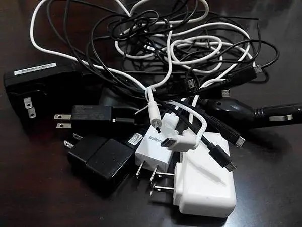 閒置的傳輸充電線與充電器該怎麼處理? - 電腦王阿達 閒置的傳輸充電線與充電器該怎麼處理? - 電腦王阿達