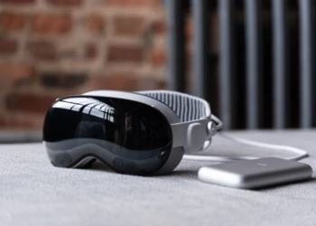 Apple Vision Pro 開賣半個月後網路出現鑑賞期後退貨潮
