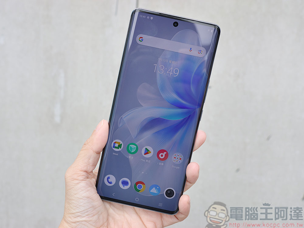 vivo V30 系列人像旗艦在台推出,雙色光環綻放你的自信美 - 電腦王阿達 vivo V30 系列人像旗艦在台推出,雙色光環綻放你的自信美 - 電腦王阿達