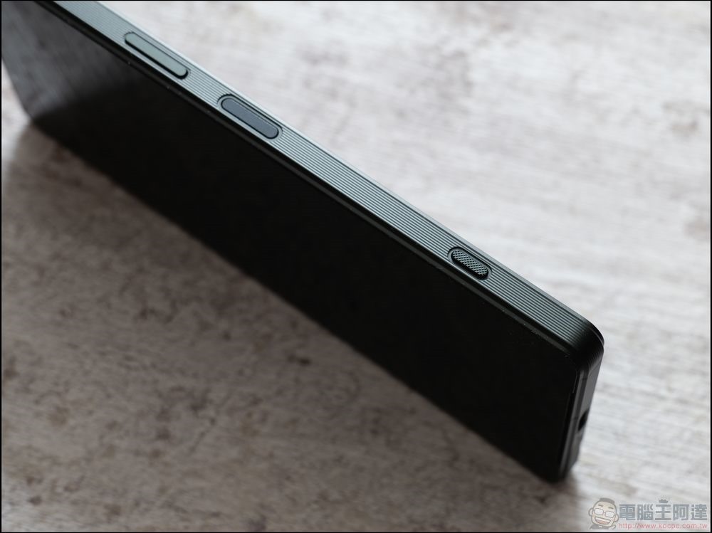 Sony Xperia 1 VI 傳聞將捨棄經典的 4K 21:9 螢幕,迎向全新路線 - 電腦王阿達 Sony Xperia 1 VI 傳聞將捨棄經典的 4K 21:9 螢幕,迎向全新路線 - 電腦王阿達