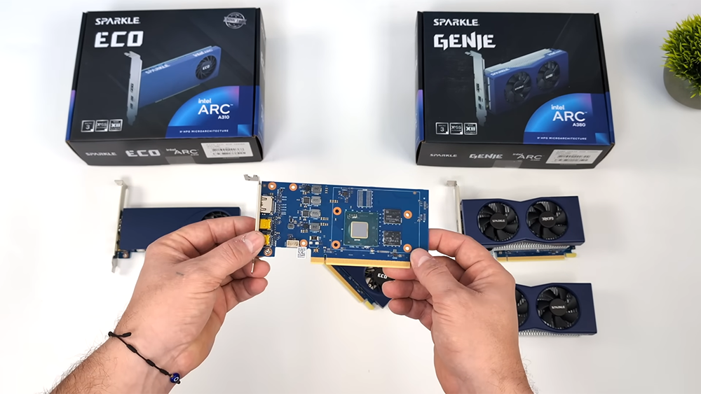 國外 YouTuber 將 Intel Arc A380 改成單插槽,方法超級簡單 - 電腦王阿達 國外 YouTuber 將 Intel Arc A380 改成單插槽,方法超級簡單 - 電腦王阿達