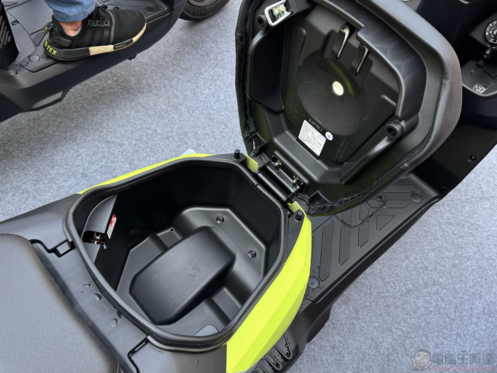 玩樂時尚兼具!光陽油電超 Fun 新車登場,請來李多慧推「168 哩多惠」電車優惠方案 - 電腦王阿達 玩樂時尚兼具!光陽油電超 Fun 新車登場,請來李多慧推「168 哩多惠」電車優惠方案 - 電腦王阿達