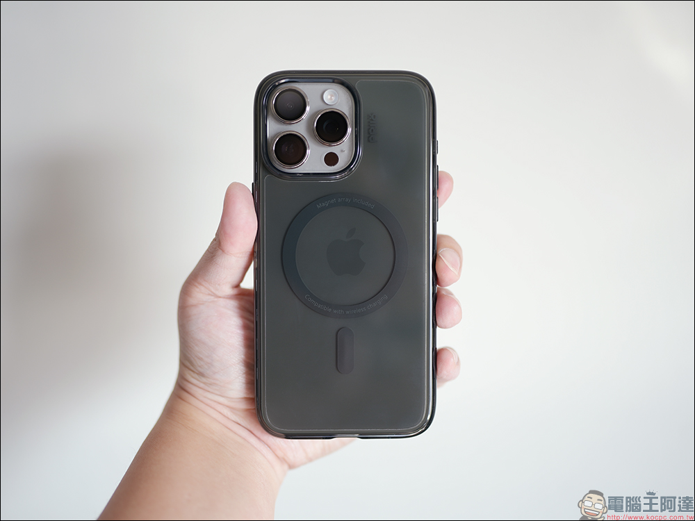PRIIÖ iPhone 15 Pro Echo系列透明保護殼開箱|獨家專利隱藏式揚聲槽設計、超強磁吸功能,附贈防水袋掛繩與抗藍光保護貼! - 電腦王阿達 PRIIÖ iPhone 15 Pro Echo系列透明保護殼開箱|獨家專利隱藏式揚聲槽設計、超強磁吸功能,附贈防水袋掛繩與抗藍光保護貼! - 電腦王阿達