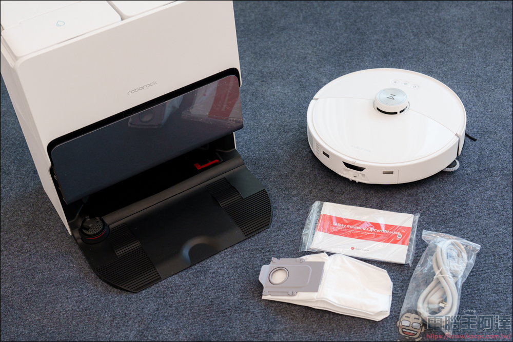 Roborock S8 MaxV Ultra 極致貼牆 AI 旗艦掃拖機器人|全面升級的機皇,讓你家的地面始終一塵不染 - 電腦王阿達 Roborock S8 MaxV Ultra 極致貼牆 AI 旗艦掃拖機器人|全面升級的機皇,讓你家的地面始終一塵不染 - 電腦王阿達