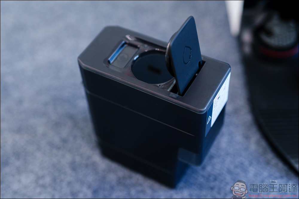 Roborock S8 MaxV Ultra 極致貼牆 AI 旗艦掃拖機器人|全面升級的機皇,讓你家的地面始終一塵不染 - 電腦王阿達 Roborock S8 MaxV Ultra 極致貼牆 AI 旗艦掃拖機器人|全面升級的機皇,讓你家的地面始終一塵不染 - 電腦王阿達
