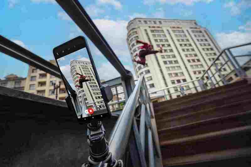 Motorola moto g34 5G NT 4000 元有找! 台灣大哥大4月1日獨家開賣 搭配指定資費方案 手機只要 NT 0 元起 - 電腦王阿達 Motorola moto g34 5G NT 4000 元有找! 台灣大哥大4月1日獨家開賣 搭配指定資費方案 手機只要 NT 0 元起 - 電腦王阿達