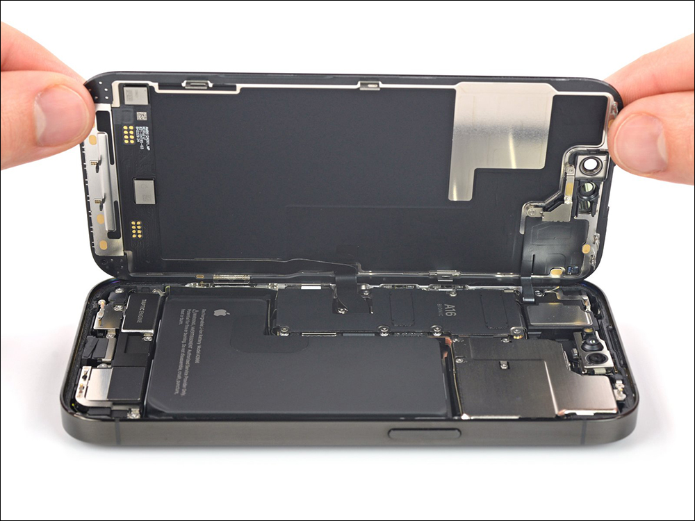 iPhone 16 系列傳聞電池容量全面加大,但有 1 款反而電池變小了 - 電腦王阿達 iPhone 16 系列傳聞電池容量全面加大,但有 1 款反而電池變小了 - 電腦王阿達