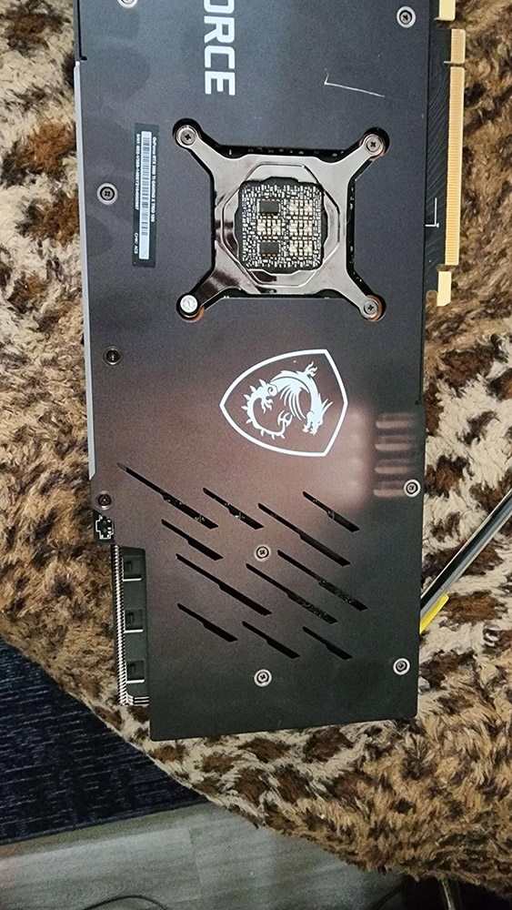 記憶體的 RGB 燈會損壞顯卡背板?國外多位玩家回報 - 電腦王阿達 記憶體的 RGB 燈會損壞顯卡背板?國外多位玩家回報 - 電腦王阿達