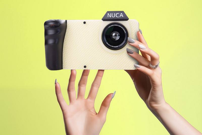 國外藝術家發明會把被攝者脫光的 AI 透視相機 NUCA - 電腦王阿達