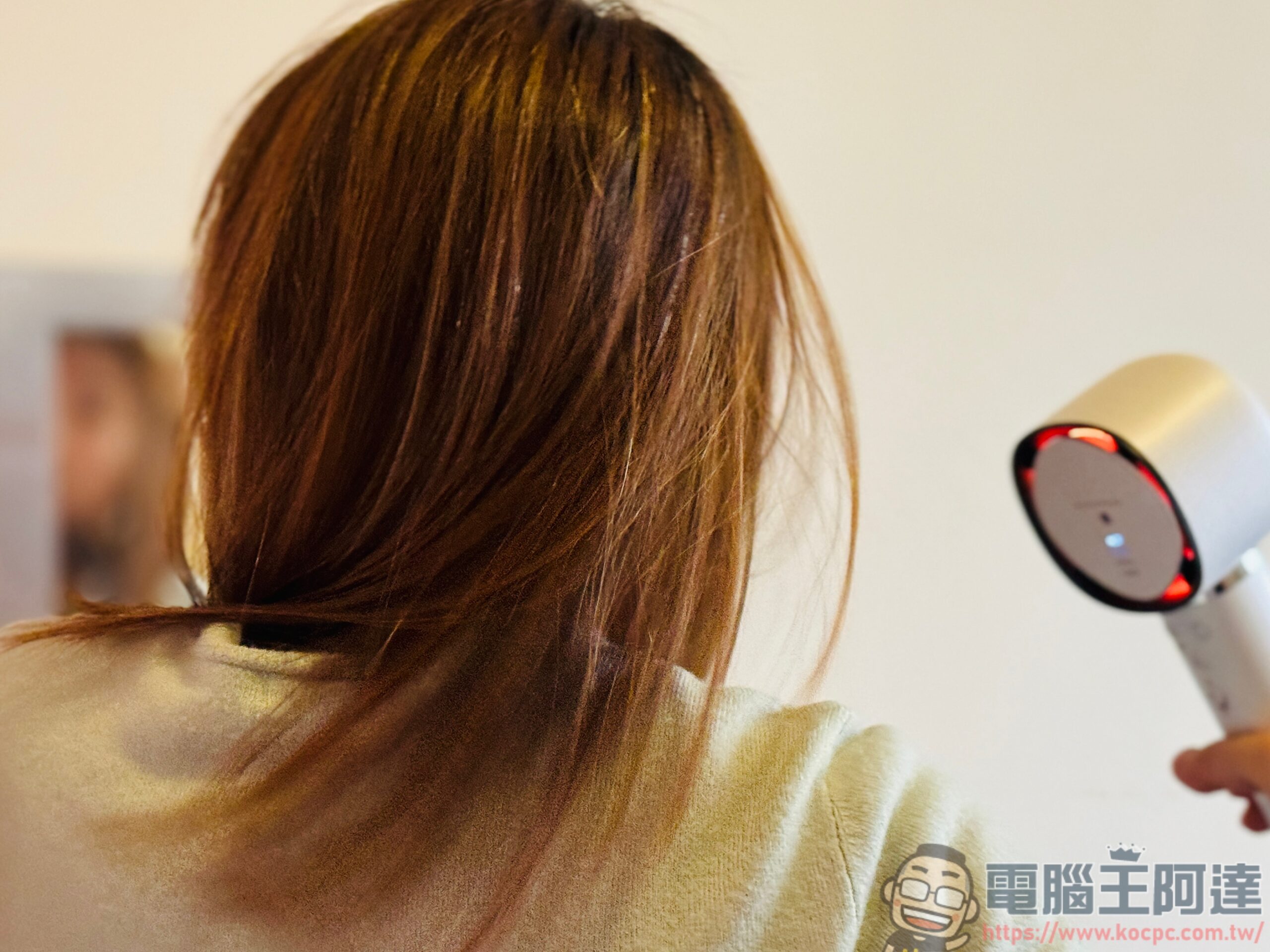 吹頭髮同時護髮!SHARP 四氣流水潤溫控吹風機|自動偵測距離溫控、專利 PCI 自動除菌離子、四氣流出風超快乾! - 電腦王阿達 吹頭髮同時護髮!SHARP 四氣流水潤溫控吹風機|自動偵測距離溫控、專利 PCI 自動除菌離子、四氣流出風超快乾! - 電腦王阿達