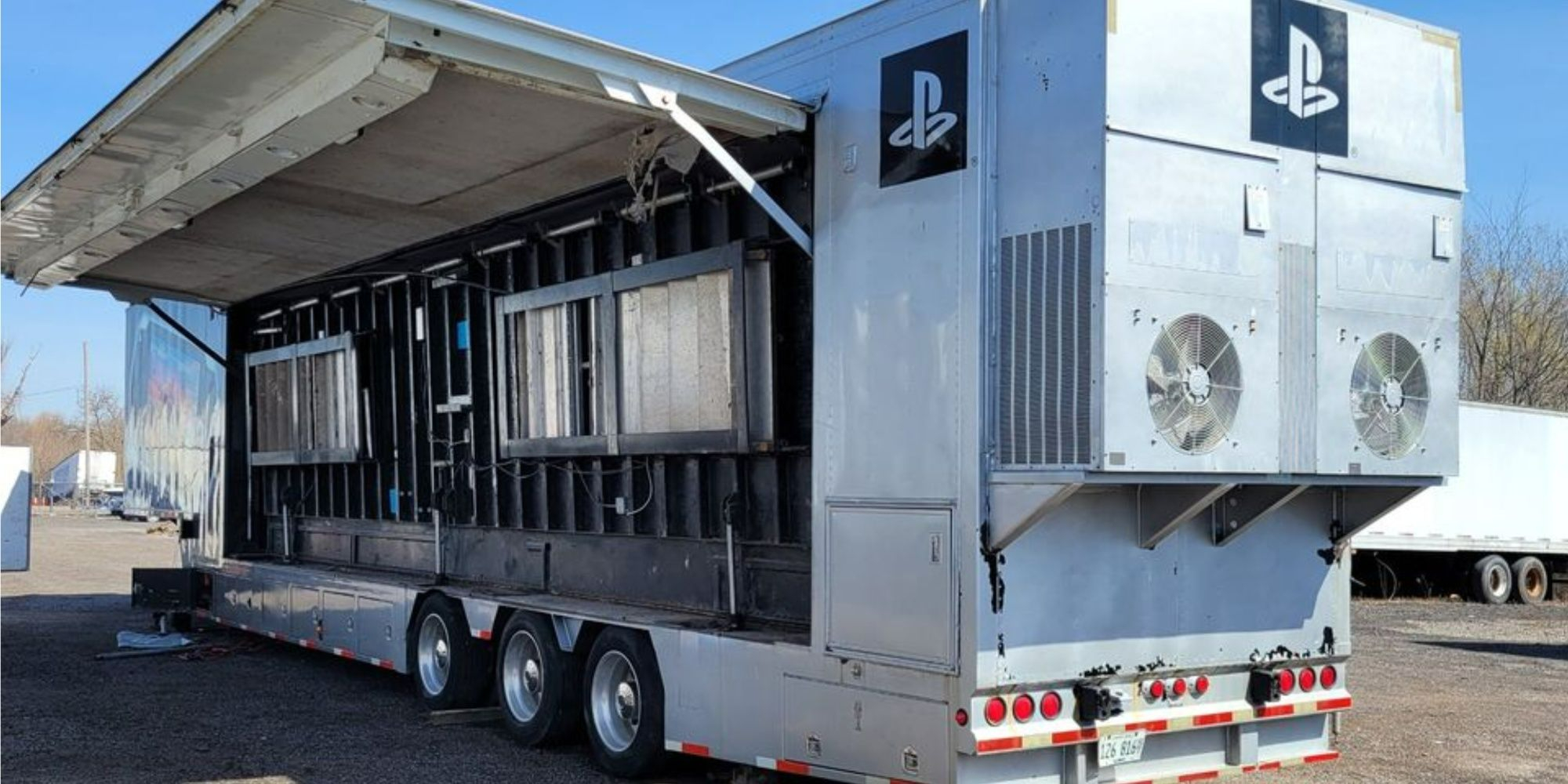 經典 PlayStation 2 體驗拖車以 7 萬美元的價格在 FB 市集開賣 - 電腦王阿達 經典 PlayStation 2 體驗拖車以 7 萬美元的價格在 FB 市集開賣 - 電腦王阿達