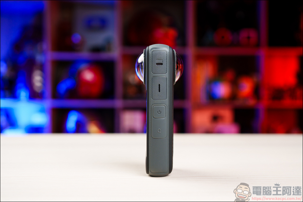 Insta360 X4 開箱動手玩:首款真 8K 全景運動相機,畫質全面提升 - 電腦王阿達 Insta360 X4 開箱動手玩:首款真 8K 全景運動相機,畫質全面提升 - 電腦王阿達